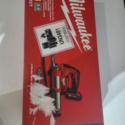 Milwaukee M18 Grease Gun Kit 