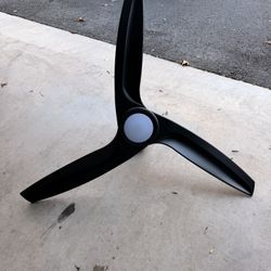 2 Ceiling Fans W Remotes 