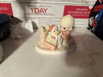Rare Precious Moments Figurine