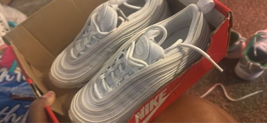 White air max size 3