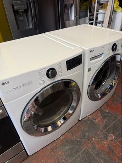 LG set Washer and Dryer gas