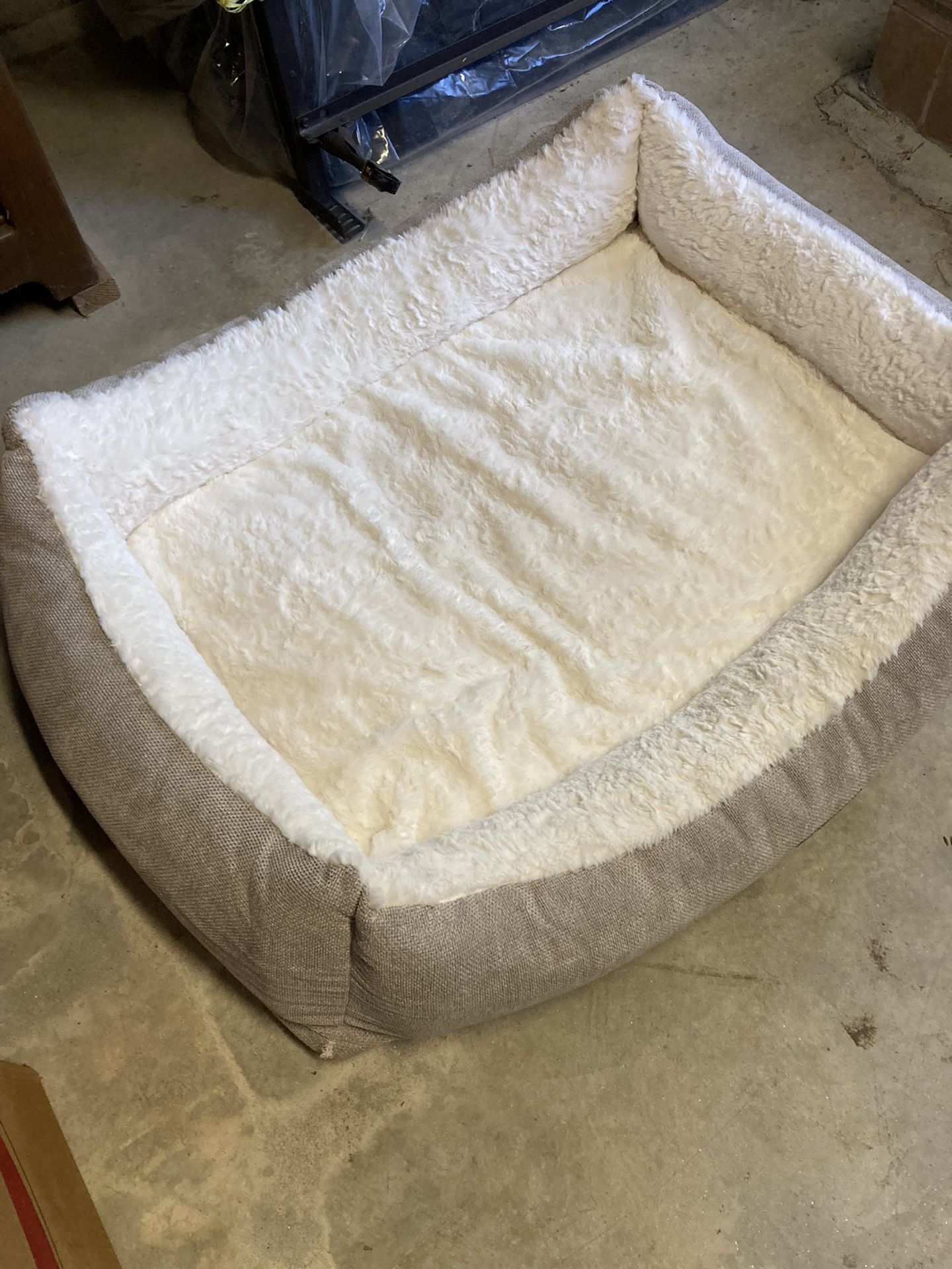 Kirkland Dog Bed