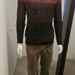 Sweater   -