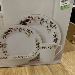 Christmas Plate Set 