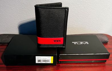 Tumi Men's Alpha Multi Window Card Case