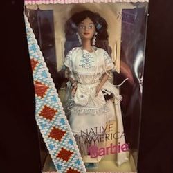 Vintage 1993 Native American Dolls Of The World Barbie Special Edition 1753