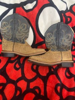 Kids boots