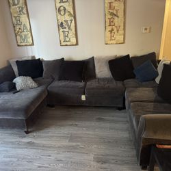 Couch 3 Piece  Sectional 