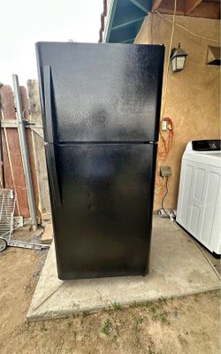 BLACK REFRIGERATOR