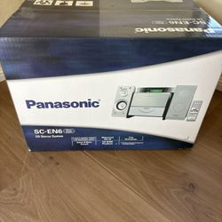 PANASONIC CD Modern Compact Stereo System. Bookshelf FM AM Radio SC-EN6 . NEW