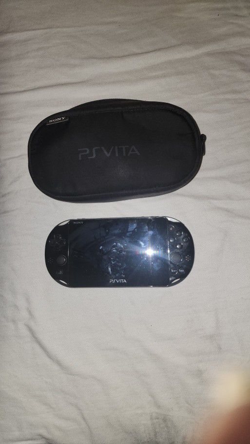 Psp Vita With Charger Plus 5 Games