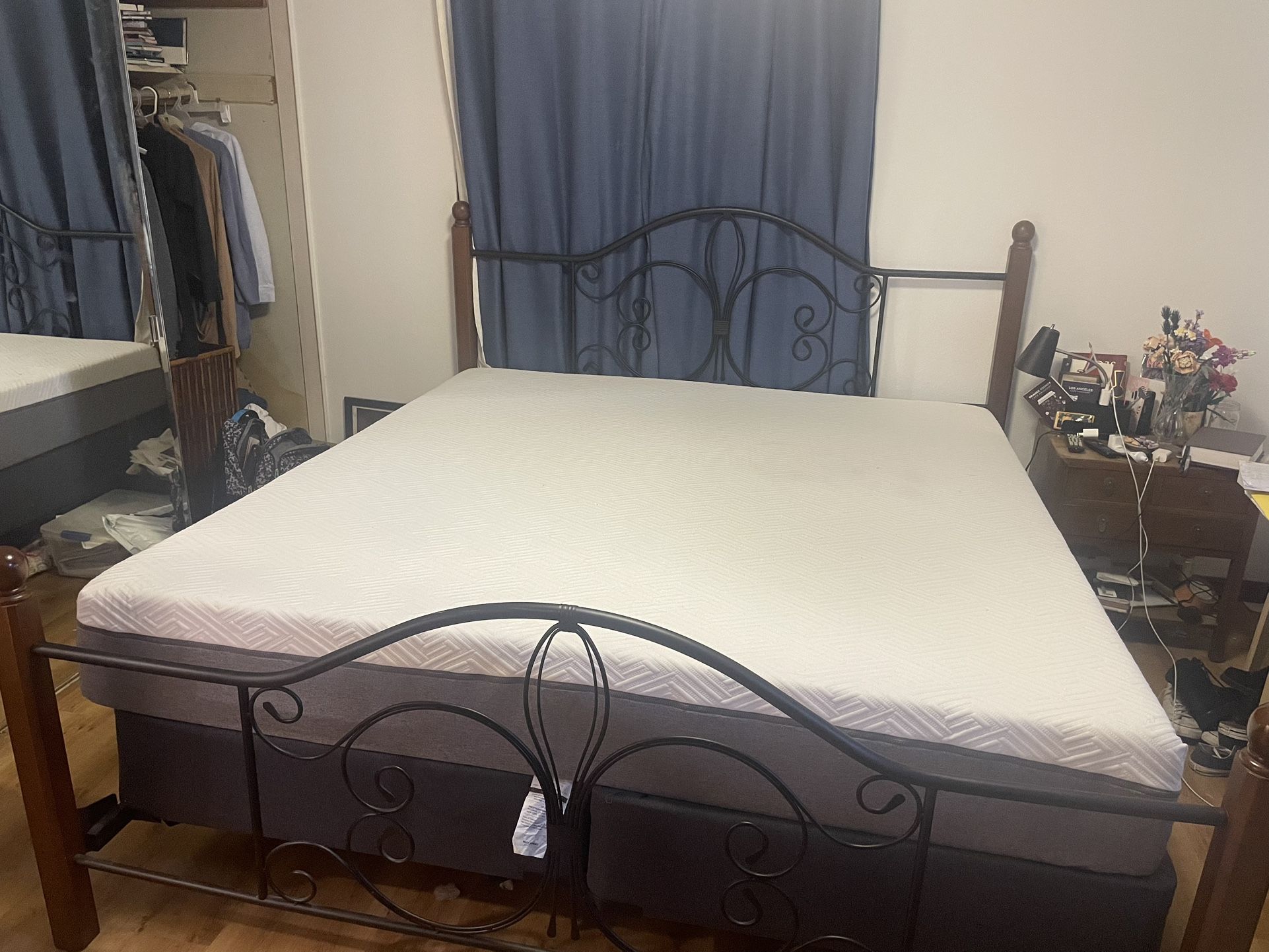King Mattress, Frame And Box