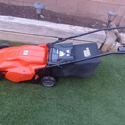 Black and Decker  Lawn Mower