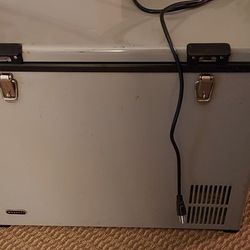 ¡FREE! Whynter 12v  RV Fridge/Freezer 
