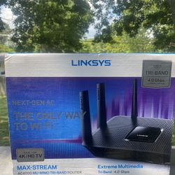 Linksys Tri-brand Ac4000