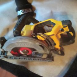 DeWalt Used Saw 
