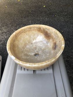 2 Beautiful Sinks From Bali Brand New!