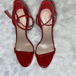 Women’s Aldo High Heels Size 8 / Tacones Número 8