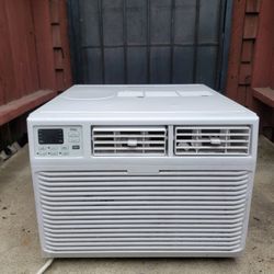 TCL 12,000 BTU Window 3 in 1 Air Conditioner,Dehumidifier And Fan