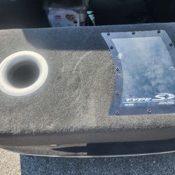 Alpine TypeS 10" Sub In Factory Enclosure, Perfect Condition 