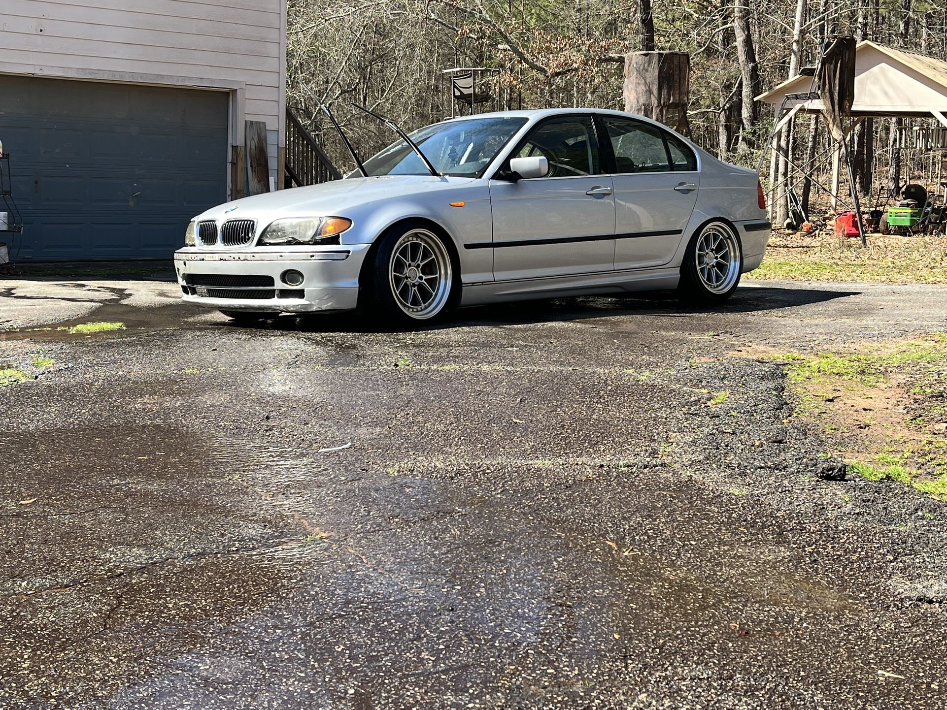 2004 BMW 330i