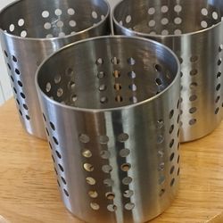 Holding Etensils Spoons and More 9