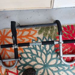 Pull Up Bar