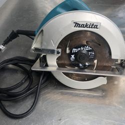 Makita  Saw  Electric  