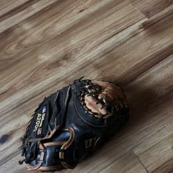 A2000 Catchers Glove 