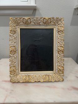 VTG Ornate Gold Picture Frame, 7x9