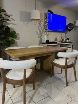 Boho dining table with chairs