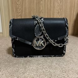 Michael Kors Carmen Chain Crossbody