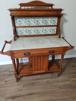 Antique 1890 English WashStand Mint Condition