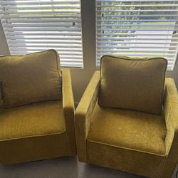 2 Swivel Chairs (mustard)  