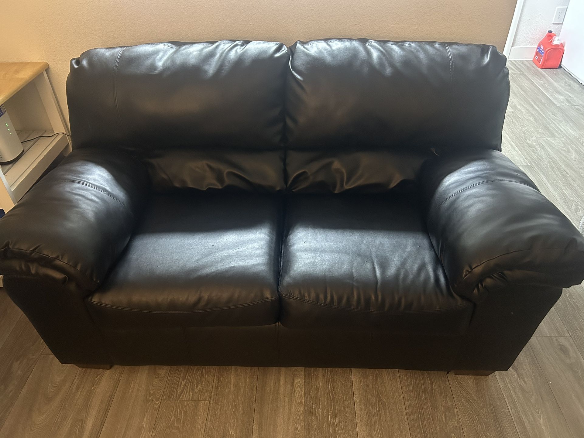 Black Leather Love Seat Sofa