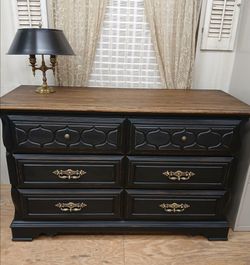 Newly Refinished Vintage 6 Drawer Dresser