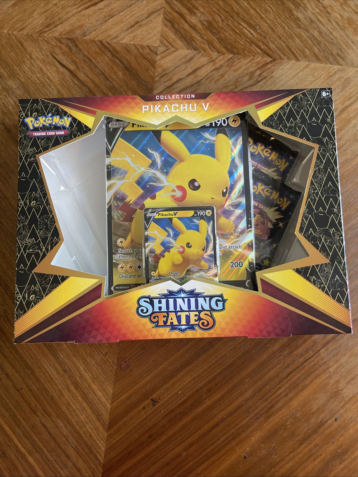 Pokemone TCG Shining Fates Pikachu V Box