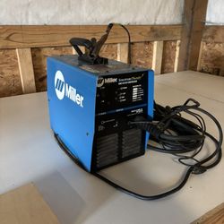 Miller Self Contained Light Gauge Plasma Cutter 