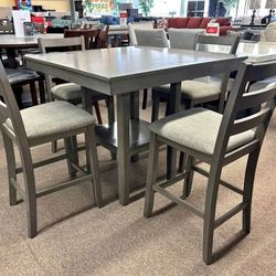 ✅️✅️5 pc  gray finish wood and fabric counter height dining table set✅️✅️