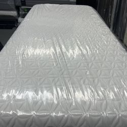 TWIN XL TEMPURPEDIC CLOUD SUPREME MATTRESS & BOX SPRING BED SET