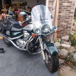 Suzuki Intruder 1500 