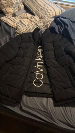 Men’s large Calvin Klein puffer jacket