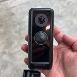 Ubiquity G4 Doorbell With Black Trim