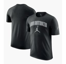 Nike By Jordan Men's San Antonio Spurs Essential NBA T-Shirt Size XL  Wemby