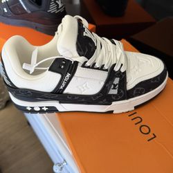 Loui Vuitton Trainers 