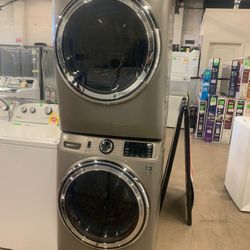 GE Front Load Washer and Dryer Set DT