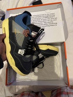 Jordan 4 Union noir