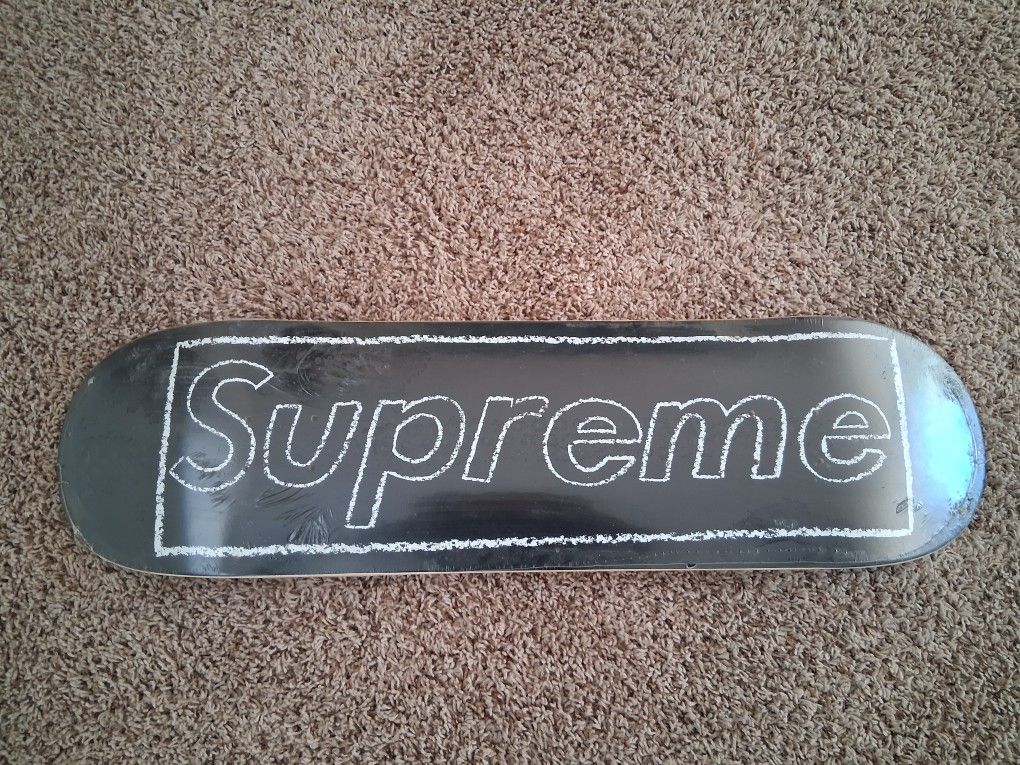 Supreme Deck KAWS(black)