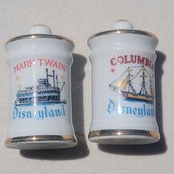 VINTAGE Disneyland Salt Pepper Shaker Set Japan
