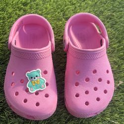 Pink Crocs Classic Clogs Size C9 toddler 